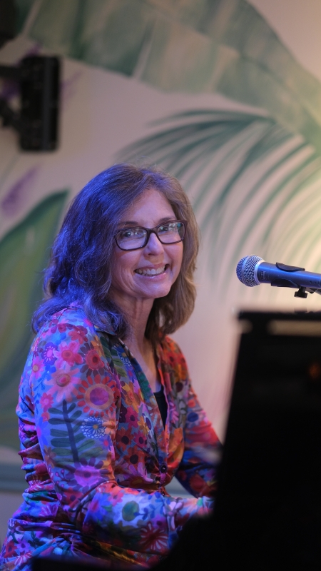 Dianne Gire Piano 